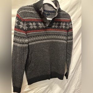 Club Room Black, Gray and Red Snowflake Winter Turtleneck Sweater